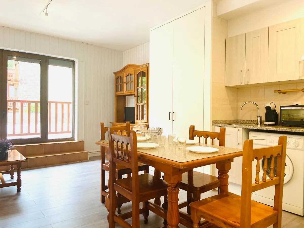 Mikka Deu Sol Apartment Incles 0*,  Andorra